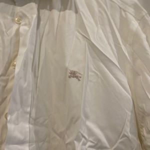 Men’s Burberry shirt
